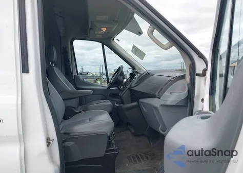 2015 Ford Transit-250 z USA, uszkodzony, nr VIN 1FTNR2CMXFKA53274